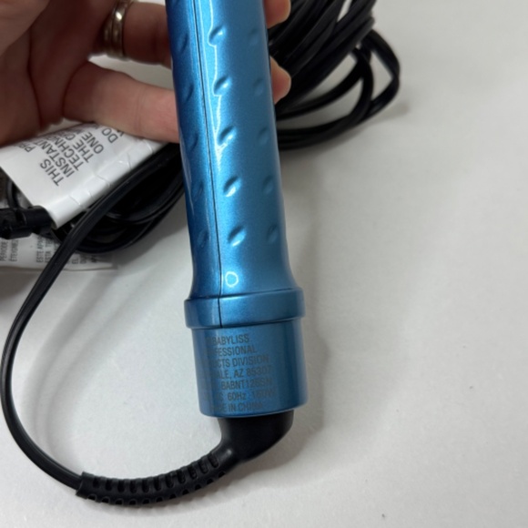 BaBylissPRO® Nano Titanium™ 1¼" Spring Curling Iron - Picture 10 of 11